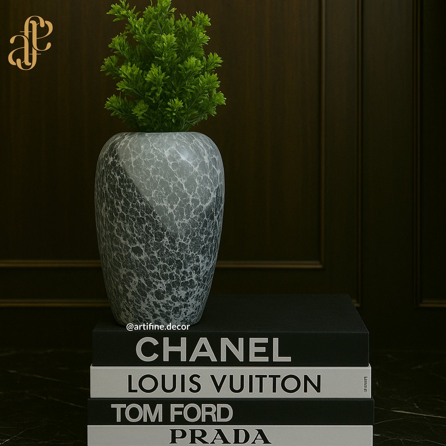 Handcrafted Textured Vase Set – Artistic Marble Finish