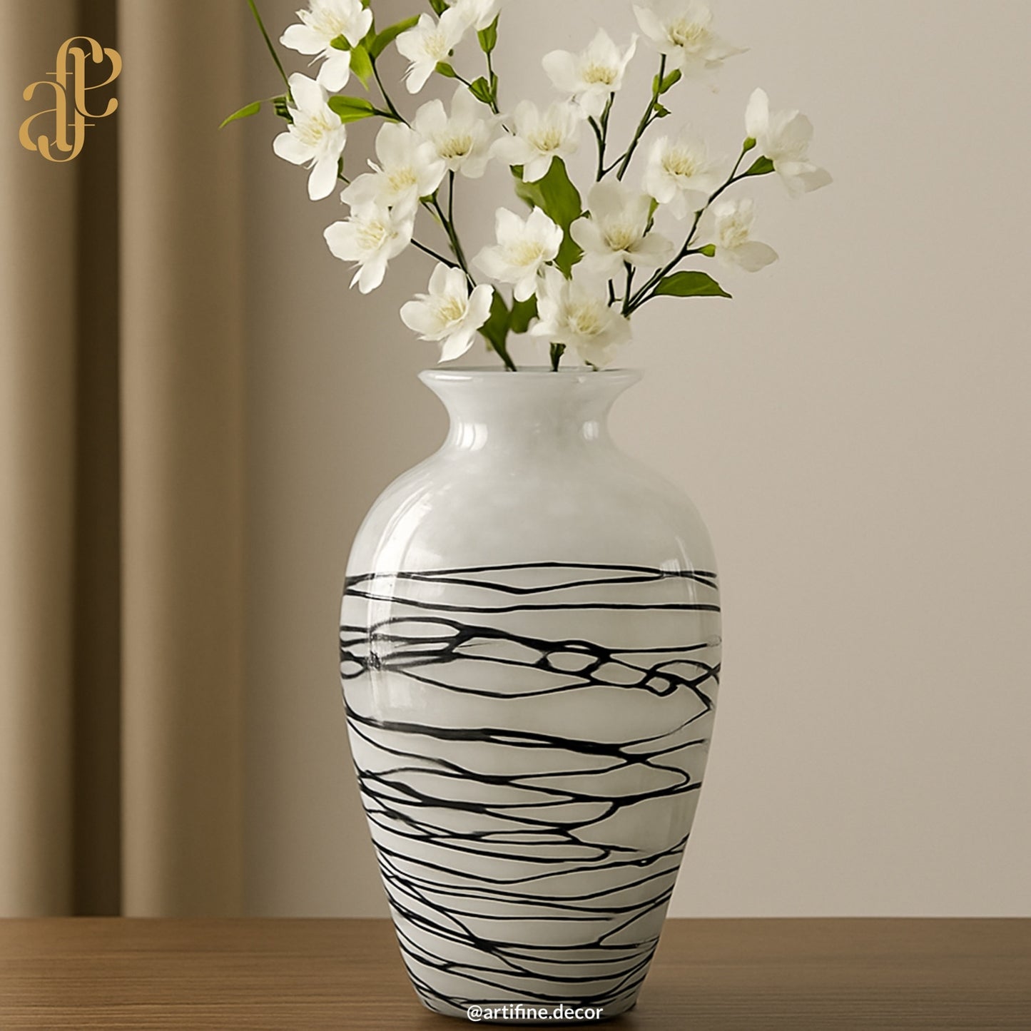 Artisan Swirl – Pearl Finish Mouth-Blown Glass Vase Set