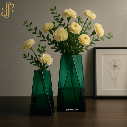 Geometric Green Glass Vase Set – Modern Angular Design