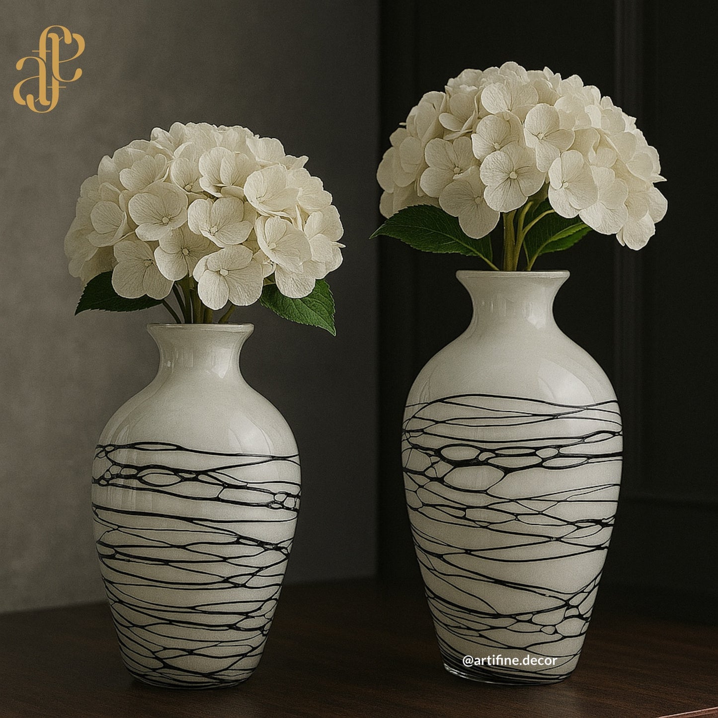 Artisan Swirl – Pearl Finish Mouth-Blown Glass Vase Set