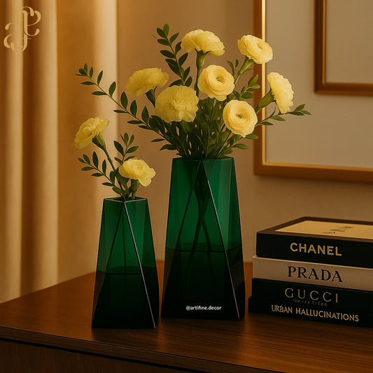 Geometric Green Glass Vase Set – Modern Angular Design