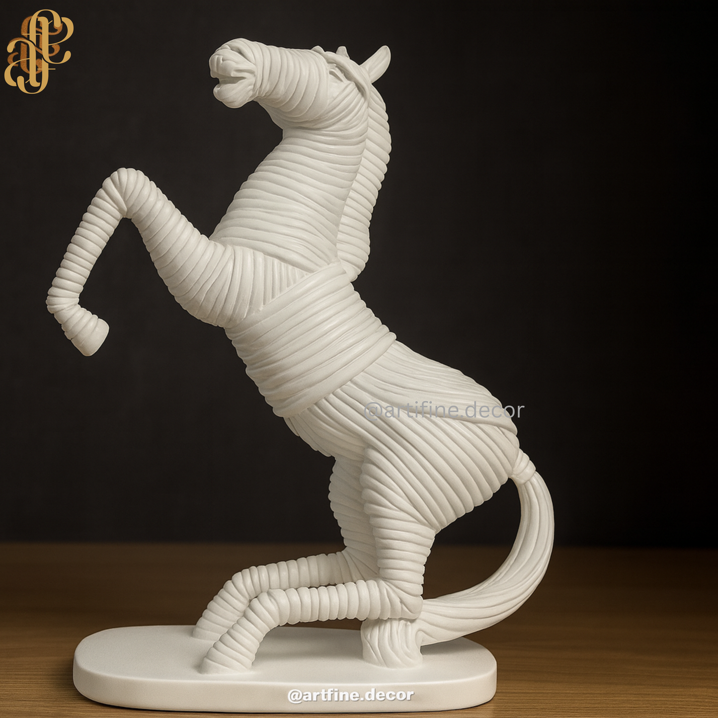 Majestic Horse Sculptures – Black & White