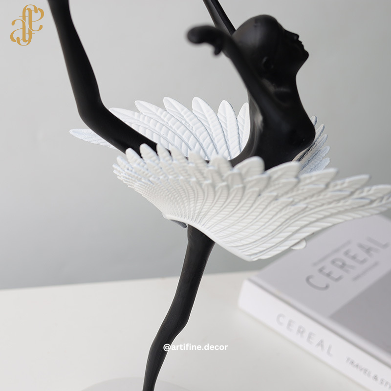 Luxury Ballerina Sculpture – Modern Metal Art (White / Bronze)