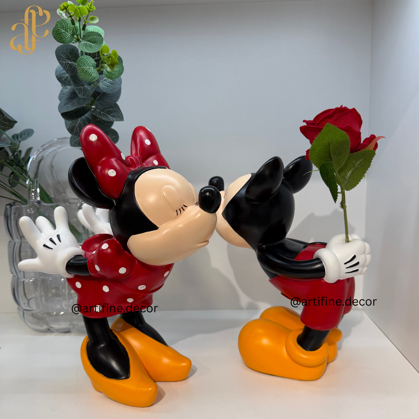 Mickey & Minnie Figurine Set – Romantic Disney